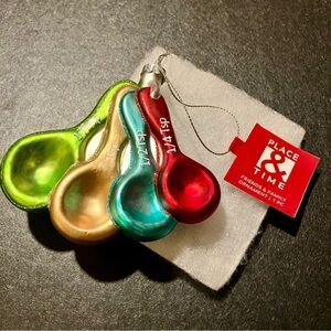 NWT Colorful Measuring Spoons Ornament